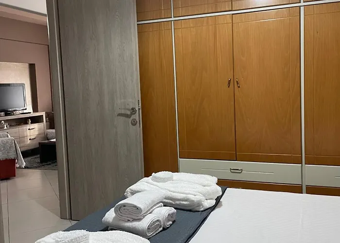 Alba House Prínos